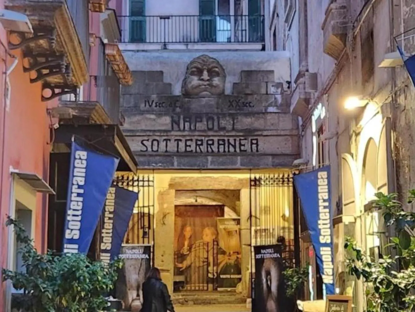 Terrazza Spaccanapoli Centro Storico Italy